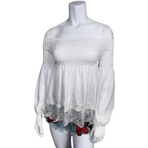 🌻BB Dakota🌻 Off-the-shoulder Lace Edge Blouse